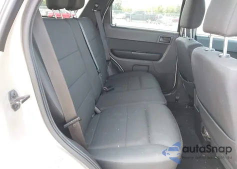 2011 Ford Escape Xlt from USA, damaged, VIN 1FMCU9D7XBKB92611